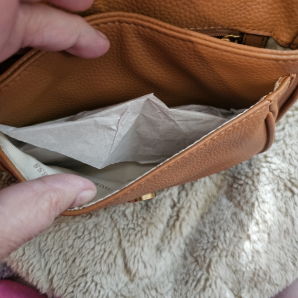 NWT GUESS BECI CROSSBODY - Picture 8 of 9